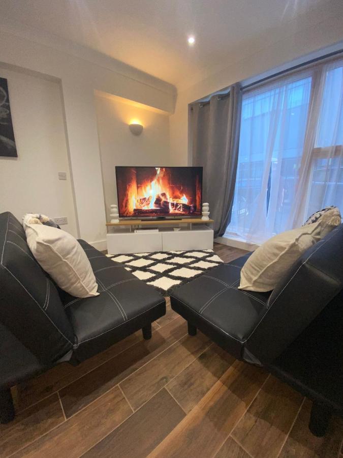 Central London, Jaccuzzi,Newbuild, 2 Bedrooms Two Baths Eksteriør bilde